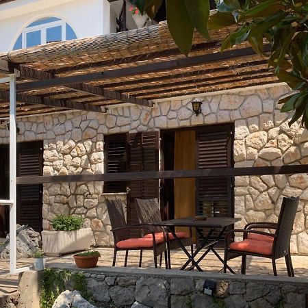 Villa Gromaca Omišalj Exteriör bild