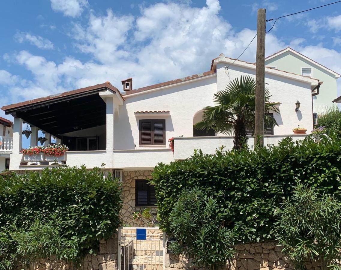 Villa Gromaca Omišalj Exteriör bild